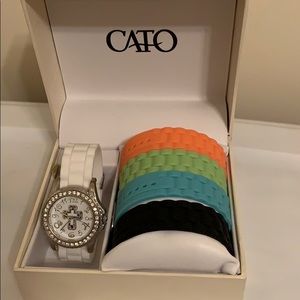 Watch with 5 different bands!